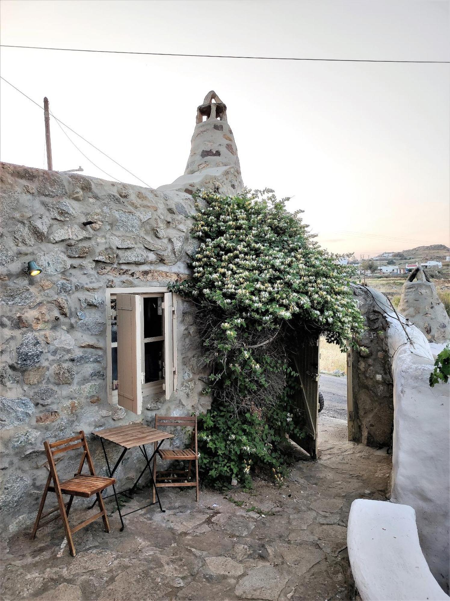 Artemis Pyrgi Mykonos Town